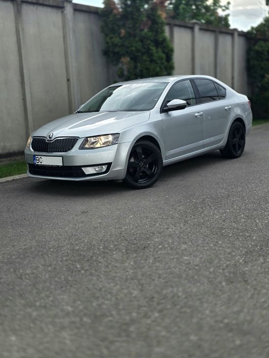 SKODA Octavia 2017 — imagine 3