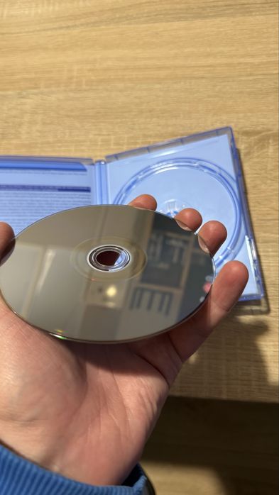 Продавам/Разменям COD Modern Warfare