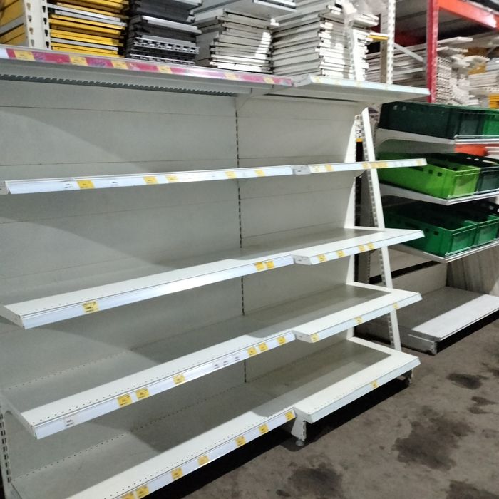 Стеллаж  витрина