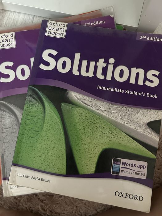 Учебники Solutions