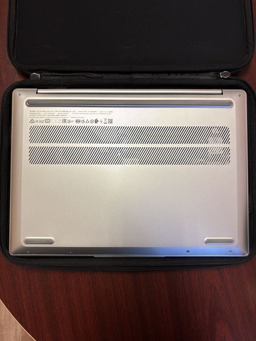 Lenovo ideapad slim 5 - intel ultra 5, 32 gb ram, 1 tb
