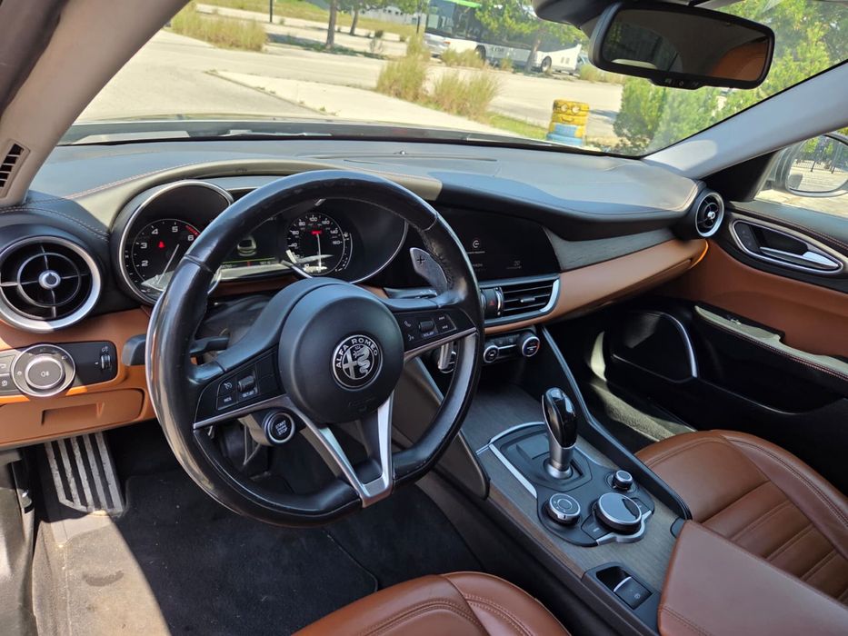 Alfa Romeo Giulia Q4 2.0T  280 cp 2018