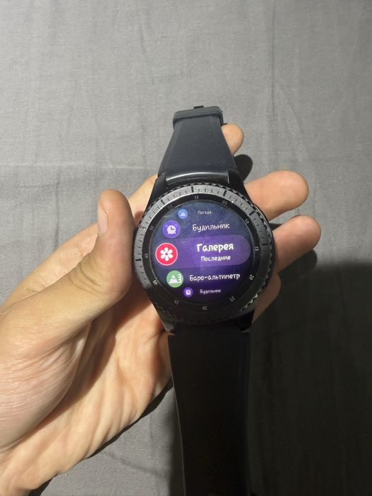 Часы samsung s3 frontier