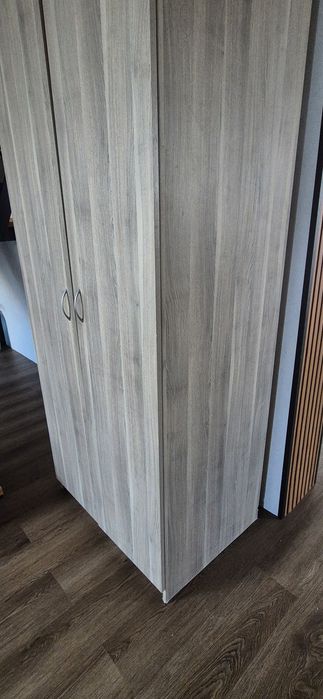 Шкаф распашной IKEA