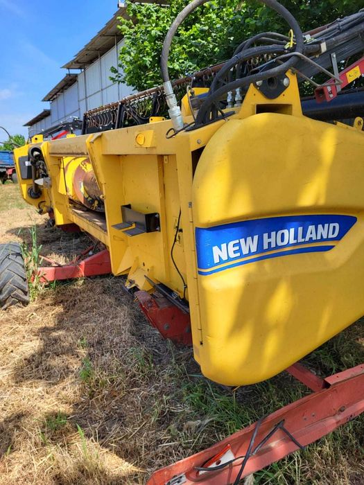 Combina NEW HOLLAND TC 5.80 T4B -Heder paioase-Heder porumb-2018