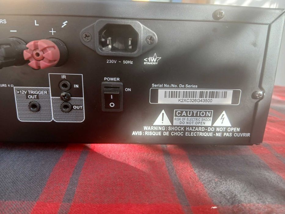 Amplificator - preamplificator NAD C326BEE ca nou!