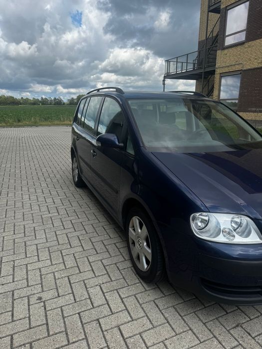 Vand Touran 1.6 Benzina 7 locuri