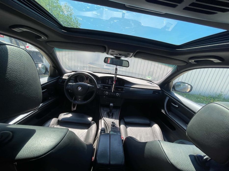 Vând BMW E90 LCI 320d