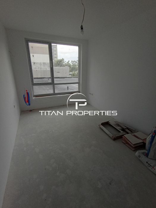 Продава се Тристаен апартамент в Бургас, Славейков - 115 кв.м за 2279 €/кв.м - Снимка #3