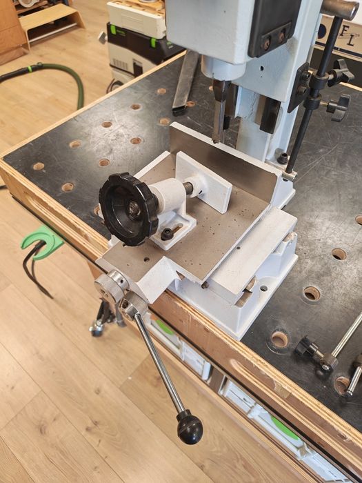 Mașină de mortezat