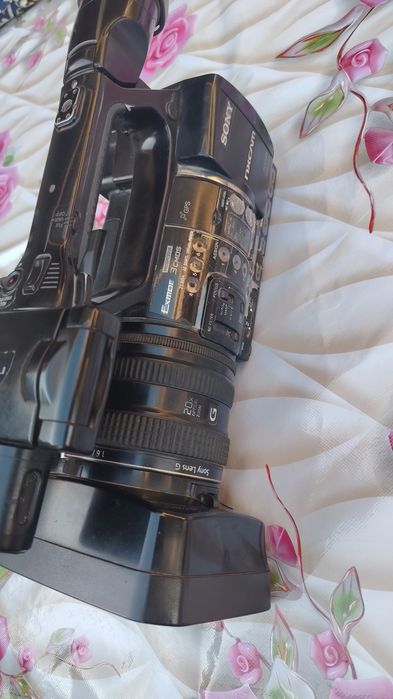 Video kamera NX 5