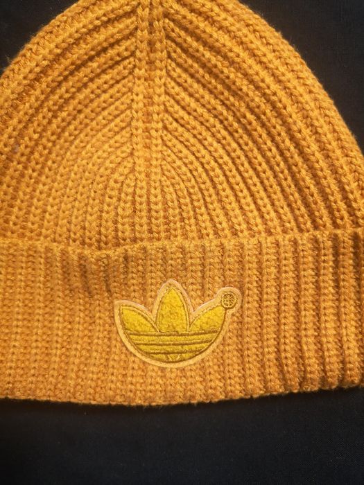 Дамска шапка Adidas