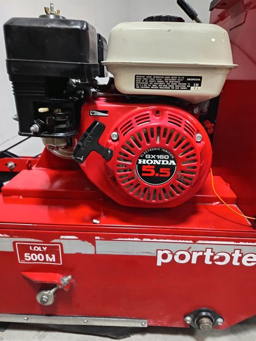 Бензинова метачна машина