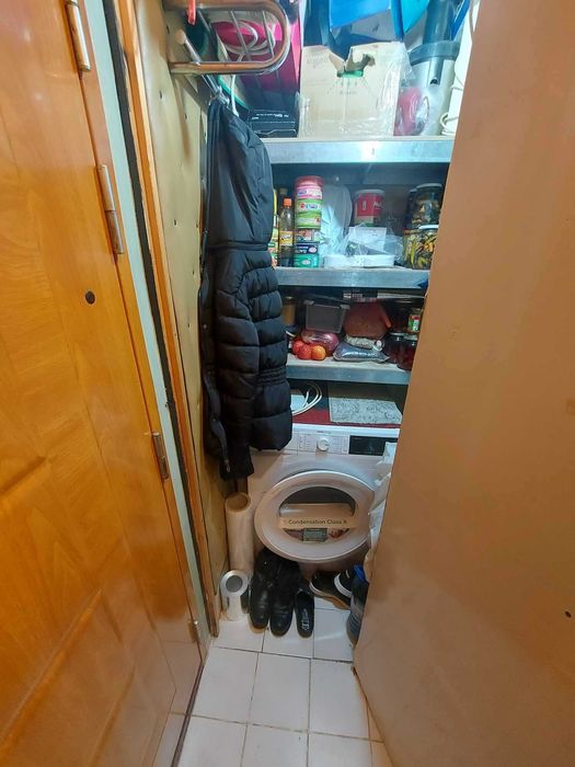 Продава се Тристаен апартамент в Търговище, Запад 2 - 76 кв.м за 1128 €/кв.м - Снимка #18