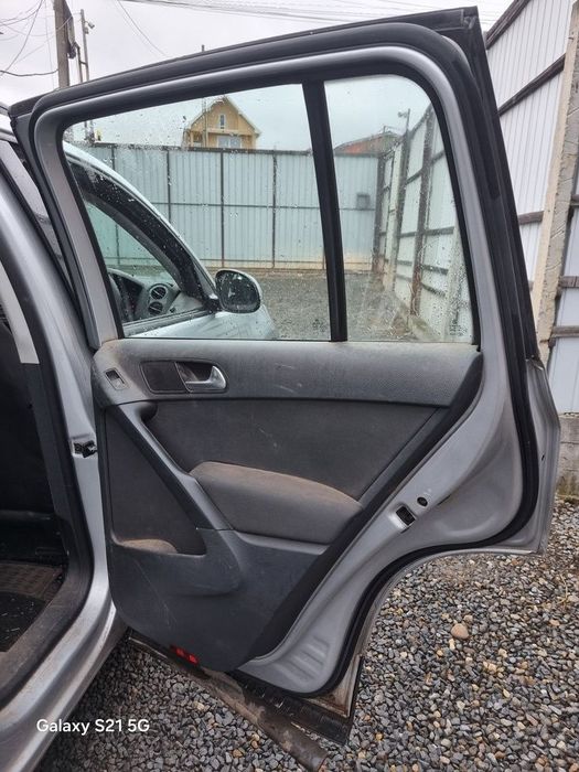 Usa Dreapta Spate Volkswagen Tiguan 5N Facelift 2011 - 2015 SUV 4 Usi Argintiu (1399)