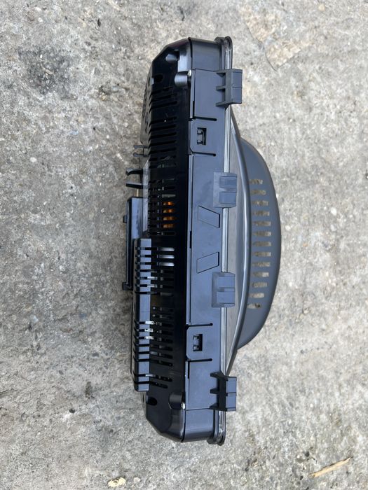 Ceasuri Bord Benzina 6WA cu HeadUp | BMW Seria 5 / 6 /7 / X3 | F01 F02 F03 F04 F06 F07 F10 F11 F12 F13 F25 | HUD Europa Display Extins Digitale Afisaj