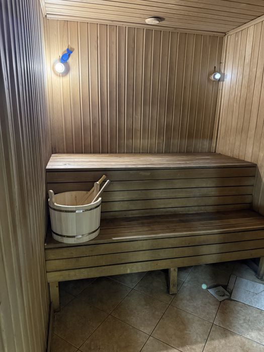 Только для пар, романтических встреч