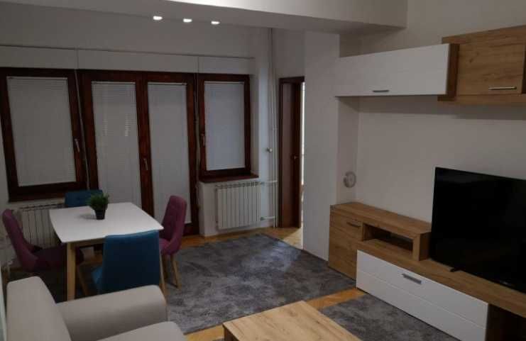 Тристаен апартамент под наем в Кършияка