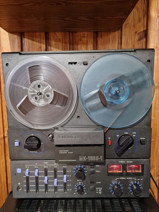 Magnetofon Jupiter MK 106 C1