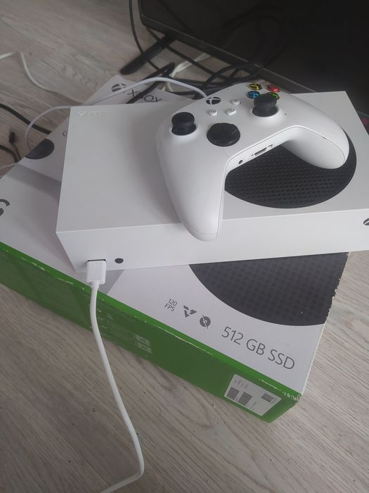 X box series S , состояние как новый