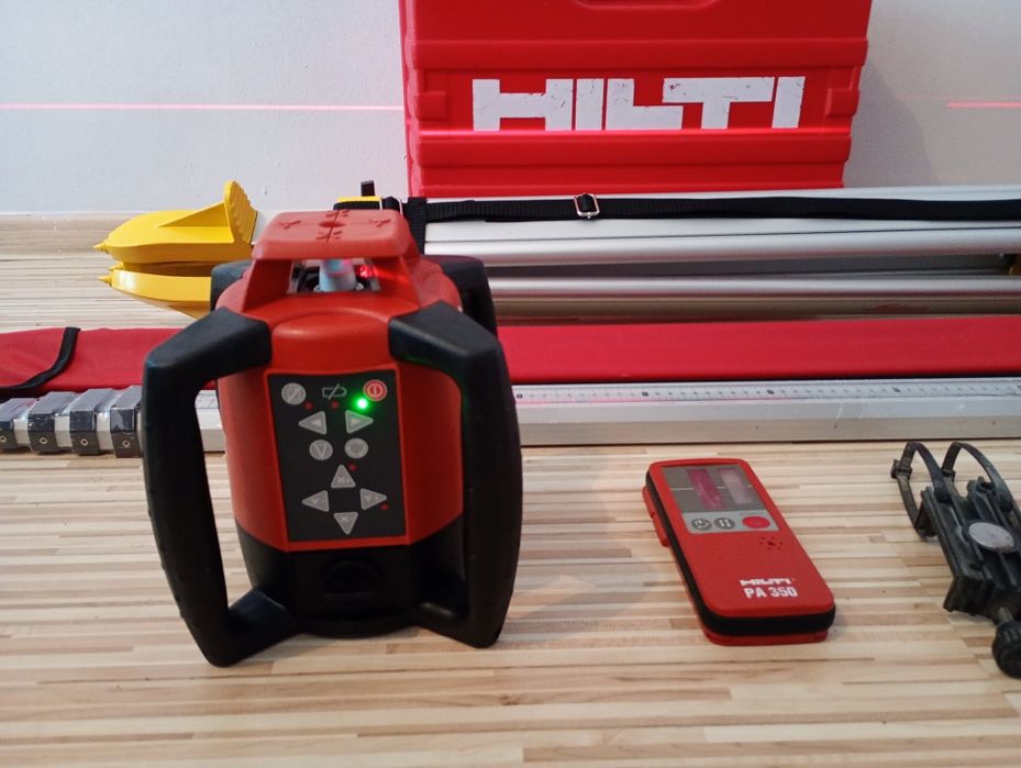 Nivelă laser profesională Hilti