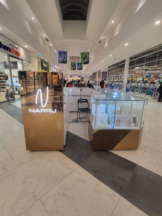 Insula comerciala Mall