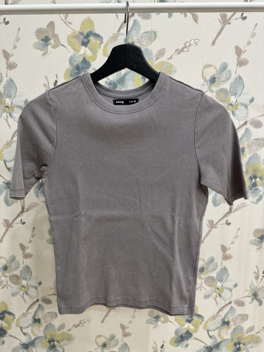 Продам кофточку новую