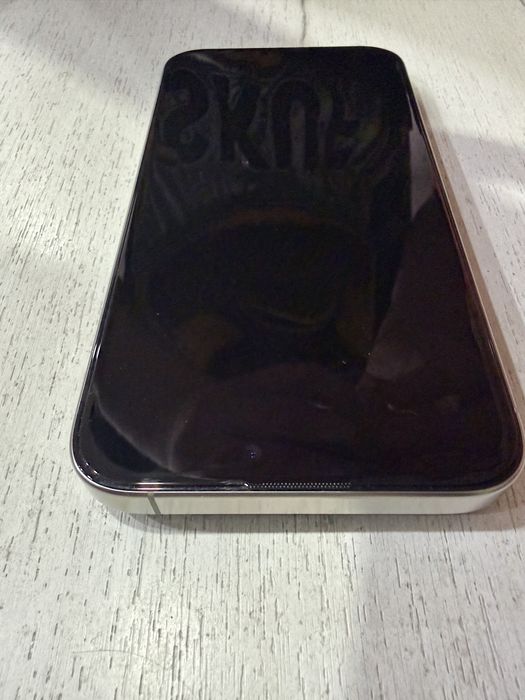 Продам Iphone 15 pro max
