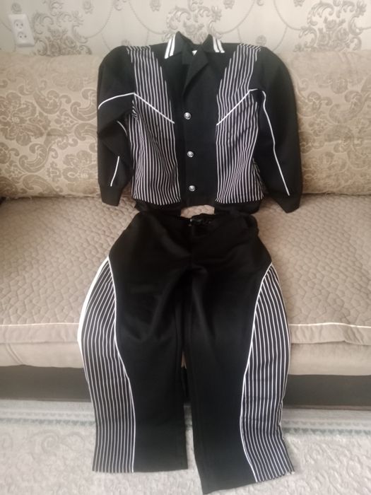 Продам костюм спорт шик