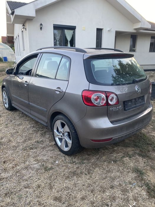 VOLKSWAGEN Golf Plus 2012 — imagine 4