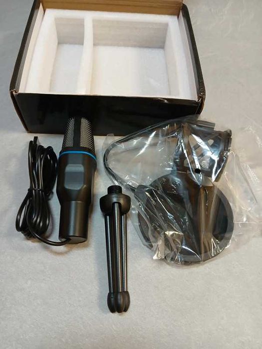 Microfon RGB Condensator pentru Podcast Studio - Transport Gratuit