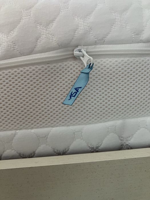 Продам Матрац 160/200