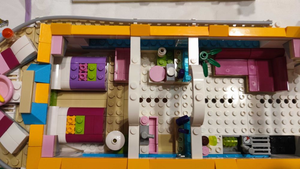 Продавам Лего Френдс Приятели Lego Friends 7 комплекта