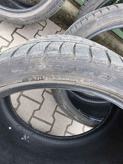 Гуми  PIRELLI    21' спорт пакет