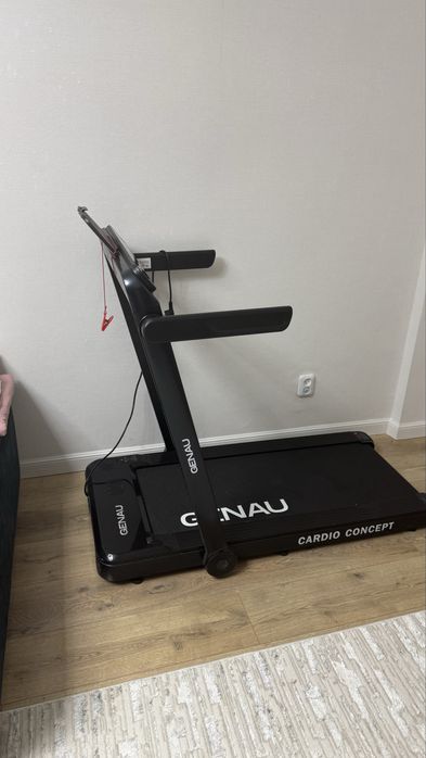 Продаю беговую дорожку