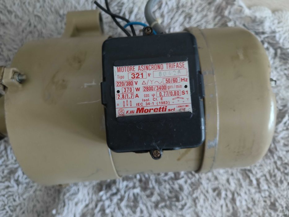 motor industrial  cu ambreiaj masina de cusut surfilat