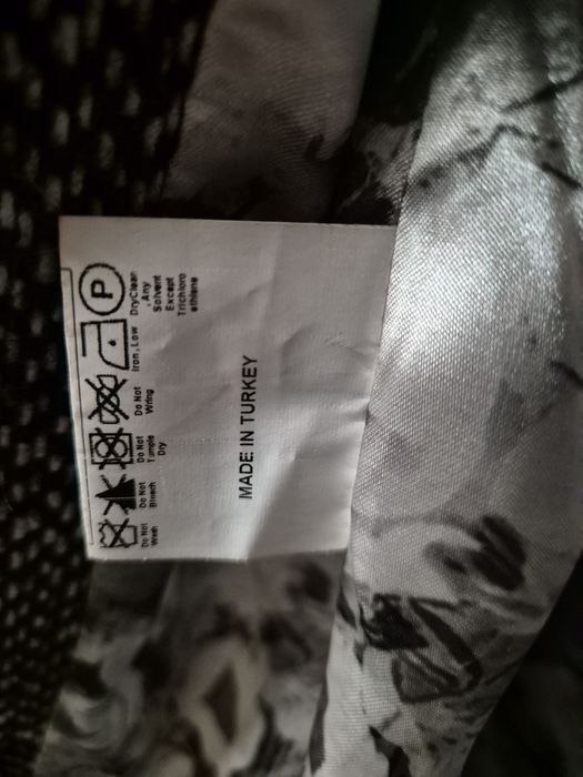 Пальто сатылады киілген размері 36