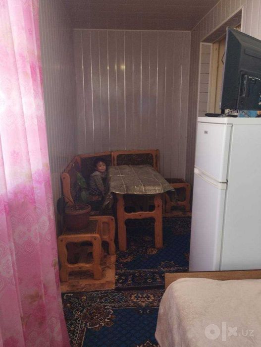 Navoiy shaxarda 2 xonali uy srochno sotiladi!!!mebellari bilan
