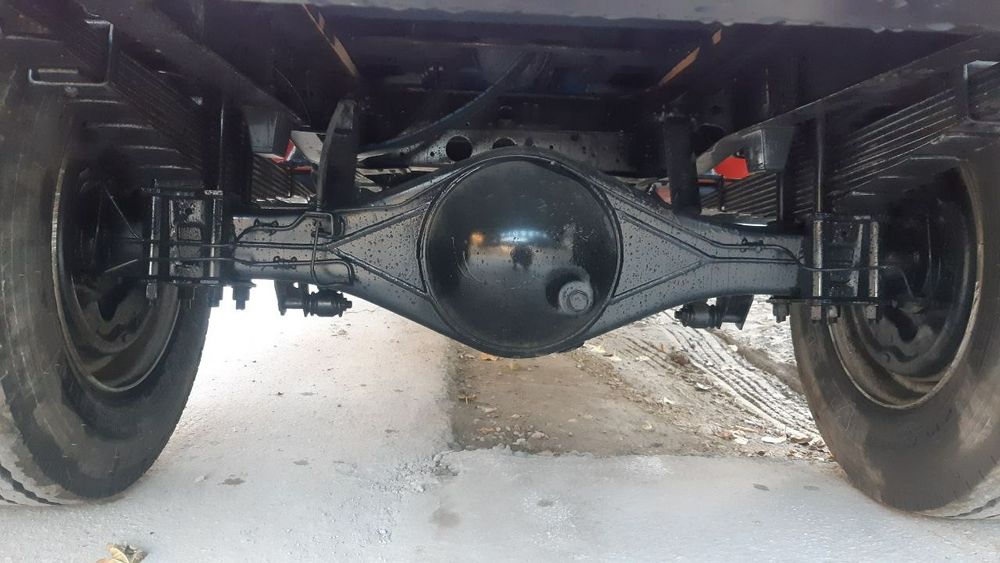 Самасвал сотилади зур