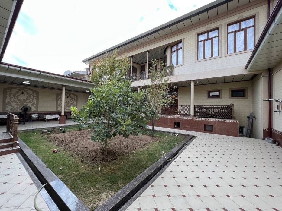 Olmazor mevazor mahallada 6 sotix 12 + 3 xona 20/30