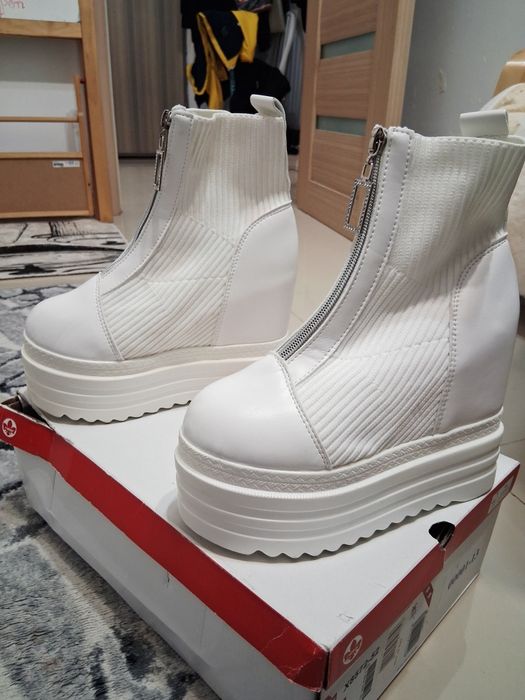 Ghete primavara marimea 39