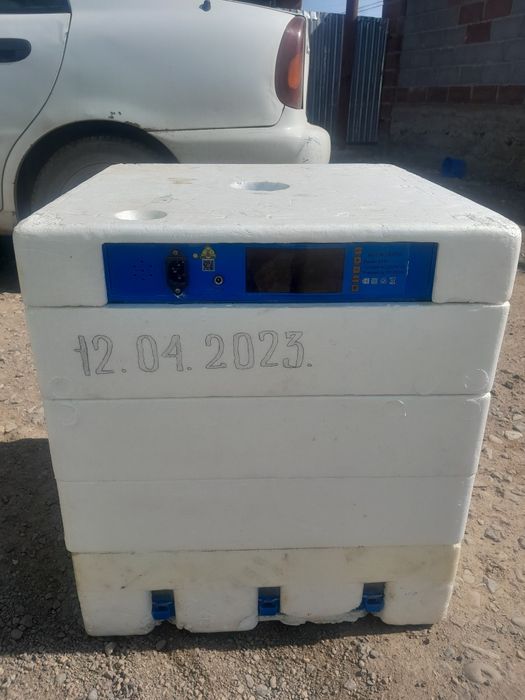 Инкуватор сатылады 2 шт бар.