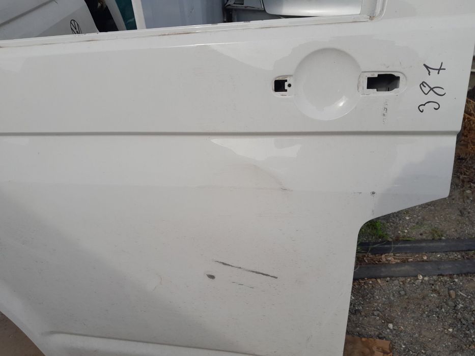 Предна ЛЯВА И ДЯСНА врата за Фолксваген VW T 5 , T6