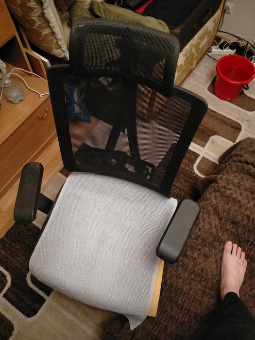 Компьютерное кресло