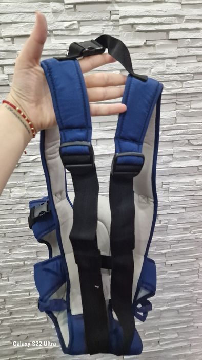 Бебешко кенгуру.