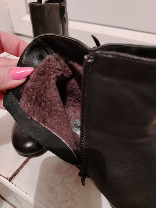 Продам фирменную обувь