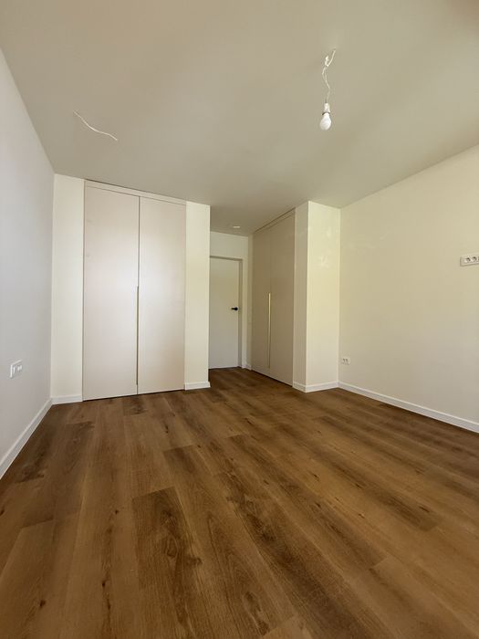 Vand apartament 3 camere Donath