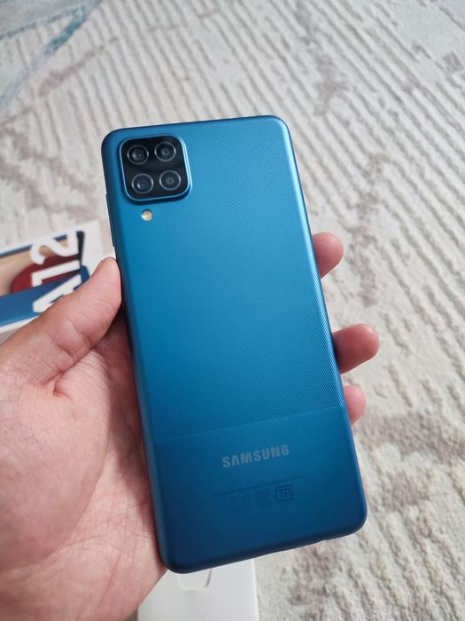 Samsung Galaxy A12