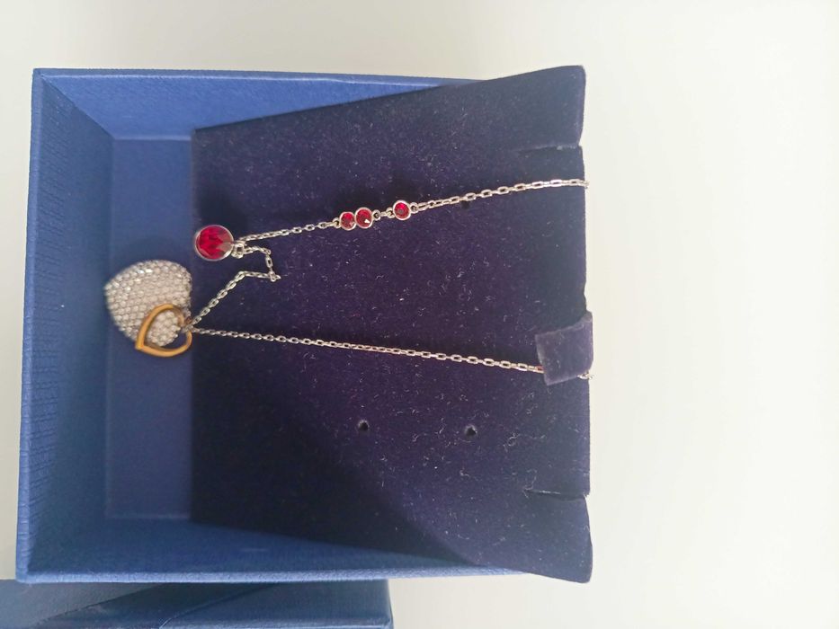 Lanț Swarovski nou in cutie originală