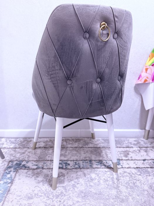 Продам стулья 6шт